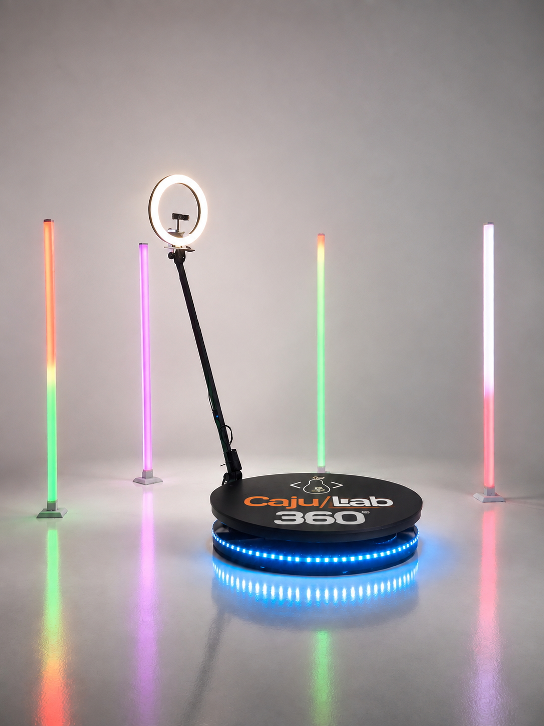 Plataforma 360 graus com braço de câmera rotativo e LED laranja